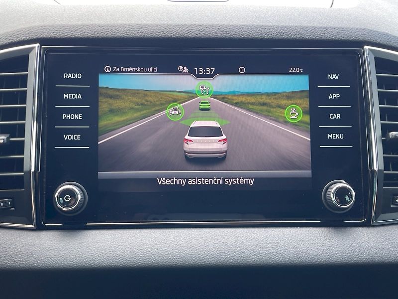 Škoda Karoq (2022) 1.5 TSI 110kW DSG Style Plus - fotka 16 z 34
