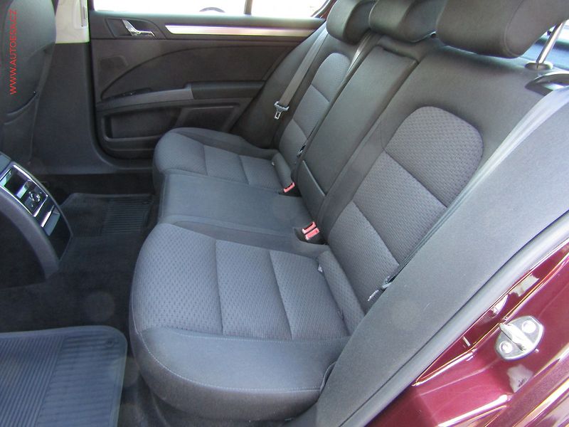 Škoda Superb (2009) 2.0 TDi, ČR, Elegance, DSG - fotka 10 z 21
