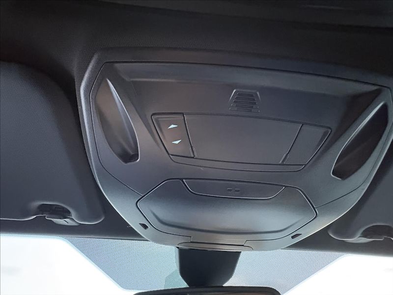 Ford Focus 2,0 TDCi ST 136kW Xen,Šíbr,Nav - fotka 30 z 46