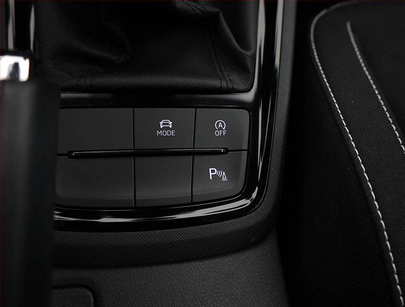Škoda Kamiq (2024) Monte Carlo 1.0 TSI - fotka 14 z 20