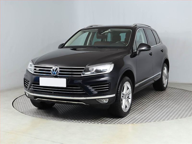 Volkswagen Touareg (2015) 3.0 TDI - fotka 2 z 21