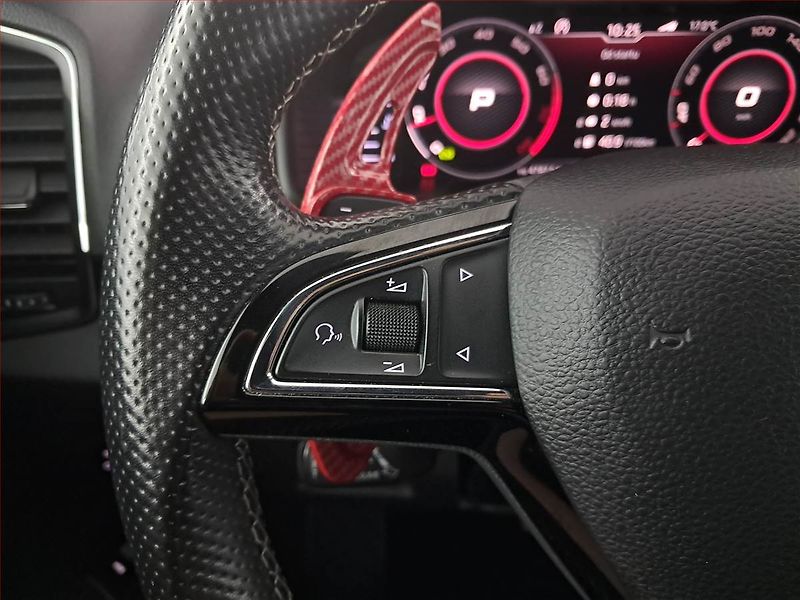 Škoda Karoq (2019) Sportline 2.0 TSI - fotka 18 z 29