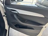 BMW X1 (2019) xDrive 18d AUT. LED NAVI TAŽNÉ - náhled 23