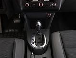 Volkswagen Touran (2011) Comfortline 2.0 TDI, Automat - náhled 13