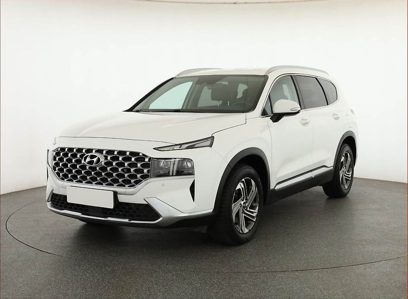 Hyundai Santa Fe (2021) 2.2 CRDi - fotka 2 z 19