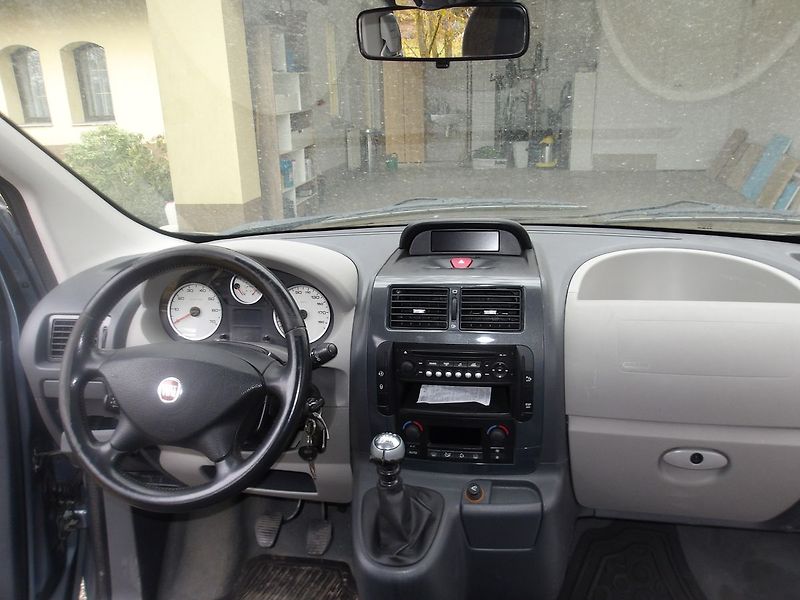 Fiat Scudo 2,0JTD 5 míst STK 1/2028 - fotka 9 z 22