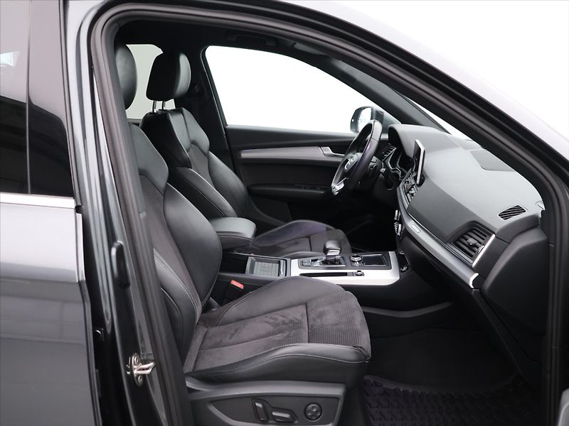 Audi Q5 2,0 TDI 140kW 4X4 Tažné CZ LED - fotka 11 z 31