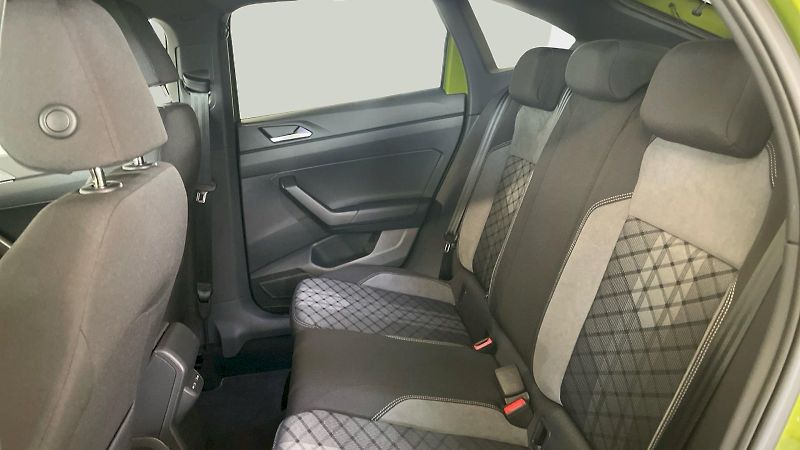 Volkswagen Taigo (2023) R-Line 1.5 TSI 110kW DSG - fotka 12 z 23