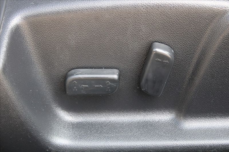 Renault Latitude 2,0 dCi  NOVÉ V ČR,AUTOMAT - fotka 21 z 30