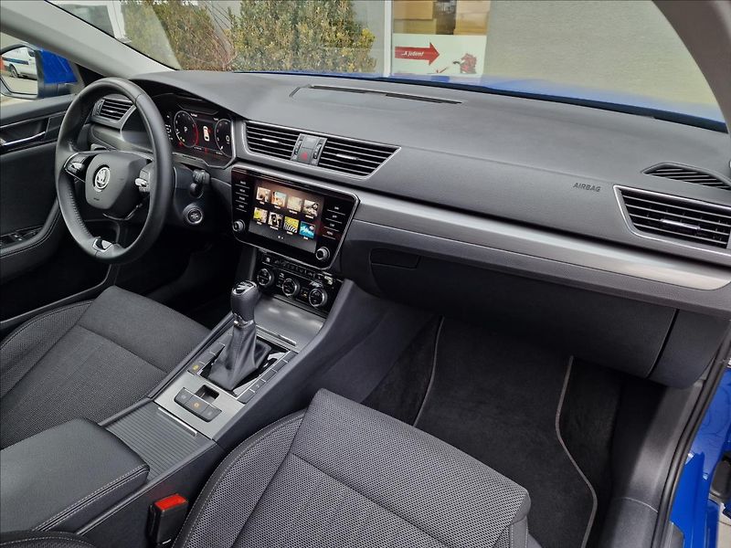 Škoda Superb 1.5 TSI 110kW DSG Style,1.Maj - fotka 13 z 50