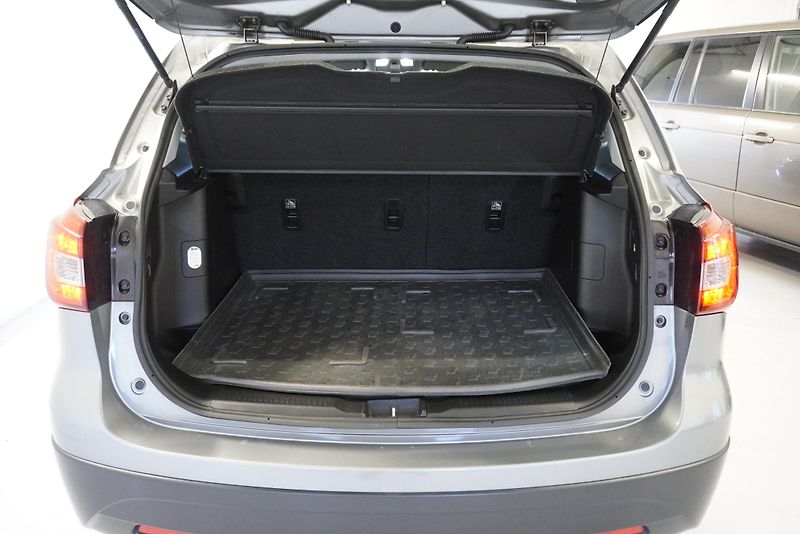 Suzuki SX4 S-Cross S-CROSS  1,4 BOOSTERJET MHEV - fotka 21 z 27