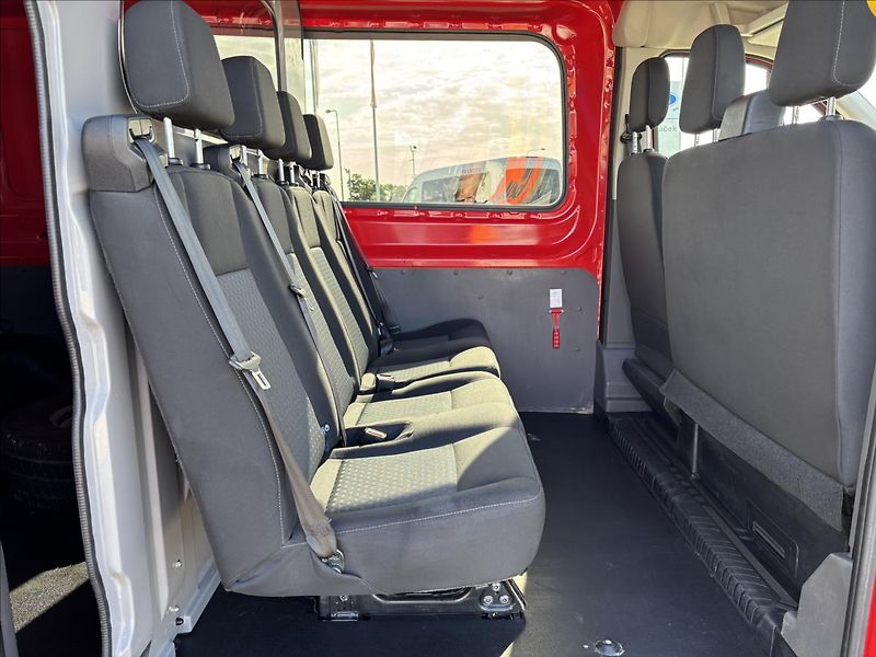 Ford Transit 2,0 Mhev 96kW L3 Kombi Van - fotka 16 z 37