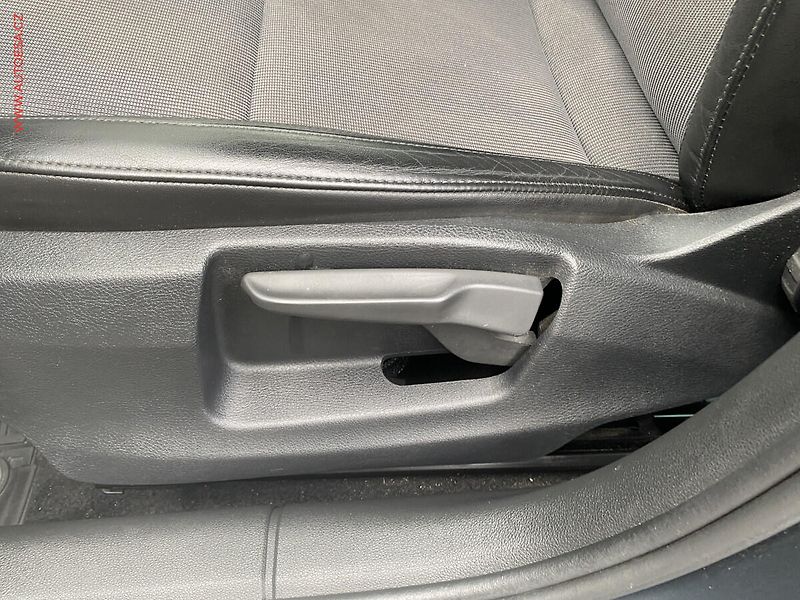 Škoda Octavia (2020) 1.6 TDi, Ambition, TZ, navi - fotka 14 z 18