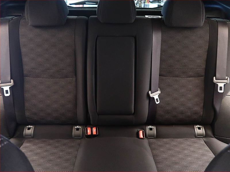 Nissan Qashqai (2017) 1.2 DIG-T, Serv.kniha - fotka 10 z 15