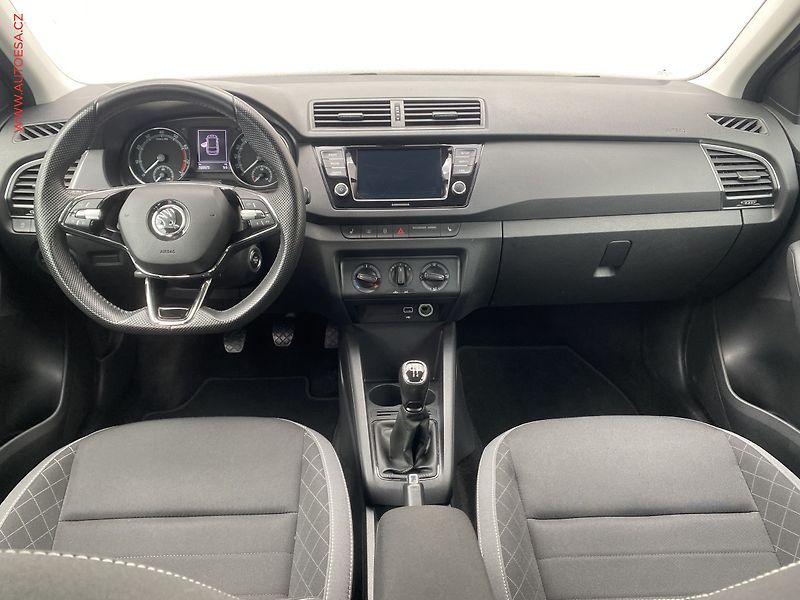 Škoda Fabia (2022) 1.0 TSi, 1.maj,ČR, Ambition - fotka 8 z 16