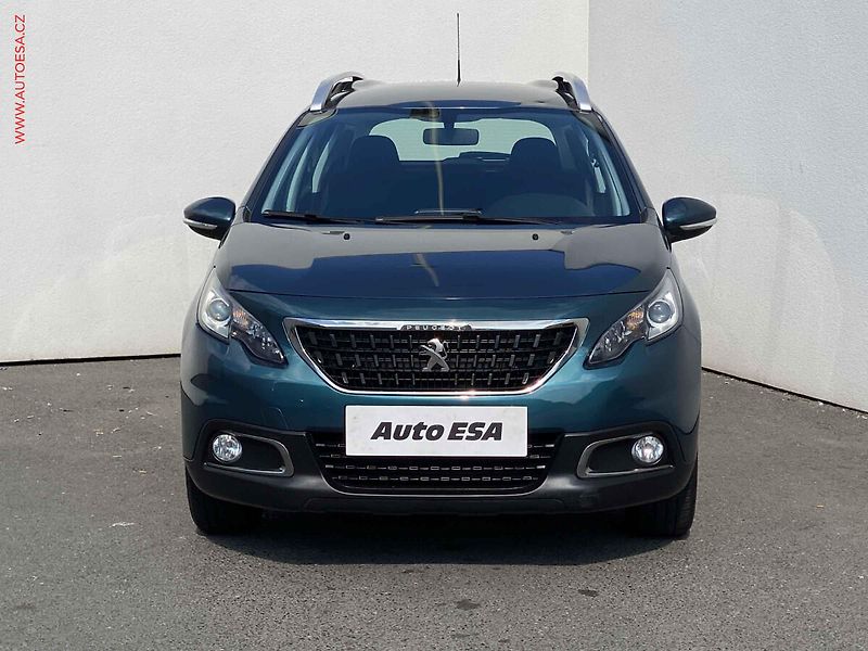 Peugeot 2008 (2018) 1.2 PT, 1.maj,ČR, Active - fotka 2 z 16
