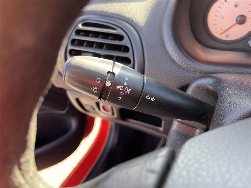 Peugeot 206 1,4 HDi SERVIS VSTŘIKY ROZVODY - fotka 19 z 27