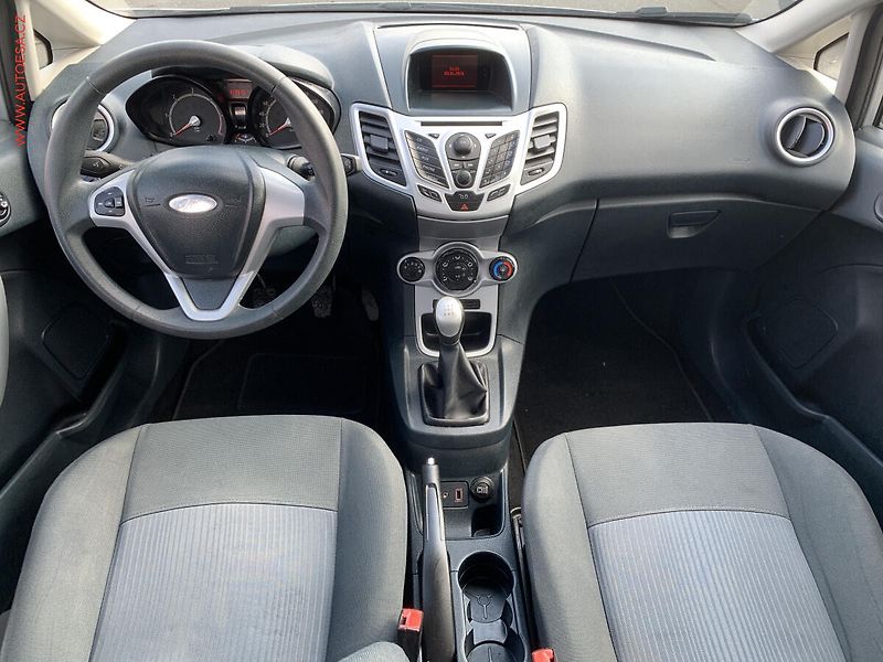 Ford Fiesta (2012) 1.4TDCi, AC - fotka 8 z 20