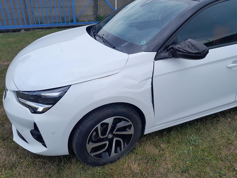 Opel Corsa (2023) E  GS-Line - fotka 9 z 20
