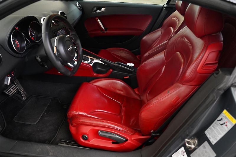 Audi TT - fotka 4 z 6