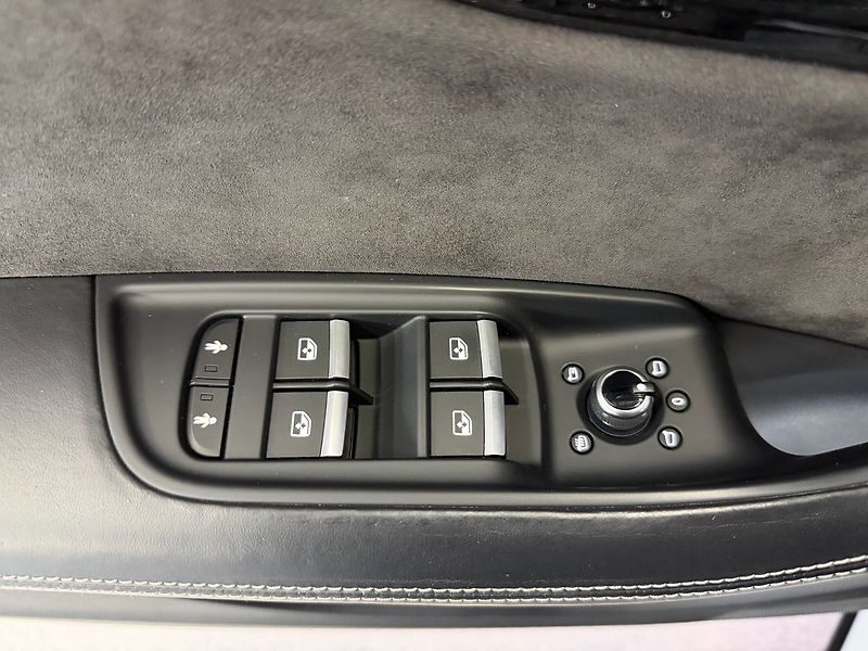 Audi Q7 50 TDI QUATTRO S-LINE, PANORAM - fotka 26 z 32