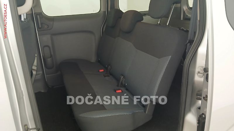 Nissan NV200 (2016) 1.5dCi EVALIA, Navi, kamera - fotka 15 z 16