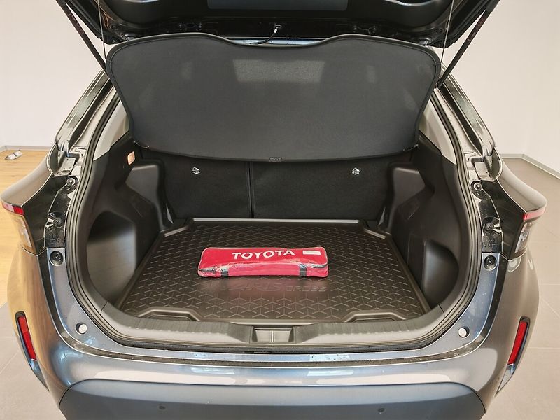 Toyota Yaris Cross 1.5 Hybrid eCVT Comfort 4x2 - fotka 8 z 33