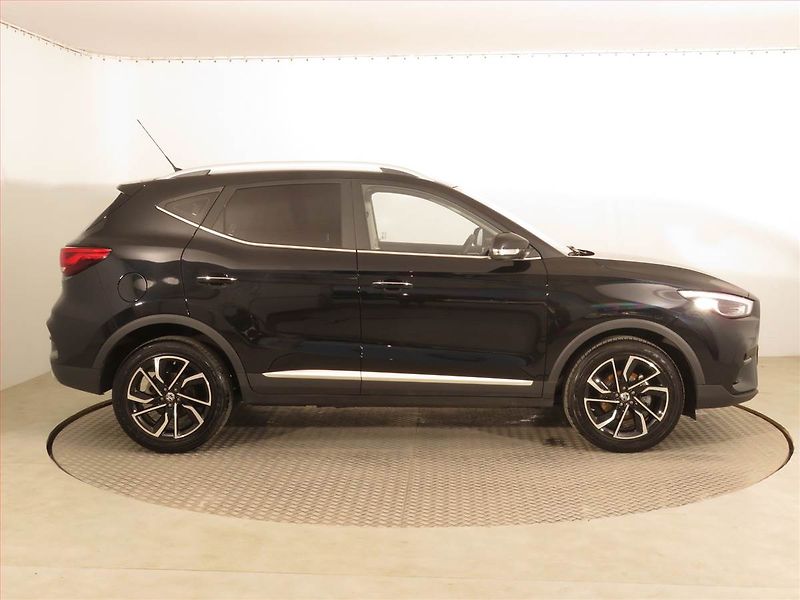 MG ZS (2025) Emotion Plus 1.5, Serv.kniha - fotka 6 z 16