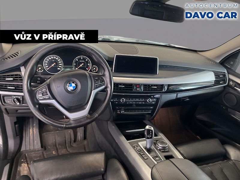 BMW X5 3,0 30d 190kW xDrive CZ - fotka 3 z 12