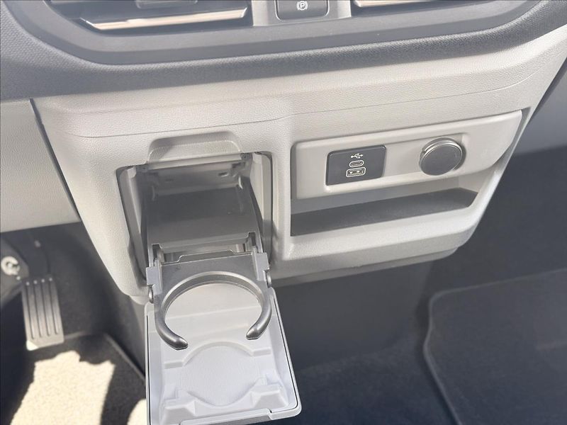 Ford Tourneo Custom 2,0 EcoBlue 125kW Titanium AWD - fotka 27 z 27