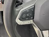 Volkswagen Golf (2020) 2.0 TDi, Life, DSG, šíbr - náhled 13
