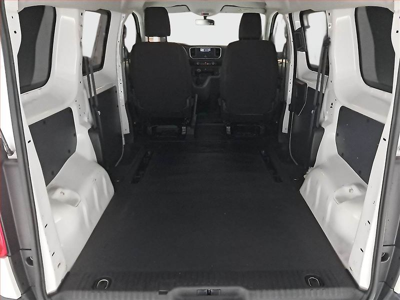 Citroën Jumpy (2019) 1.5 BlueHDi, Bus, ČR, 1Maj - fotka 13 z 14