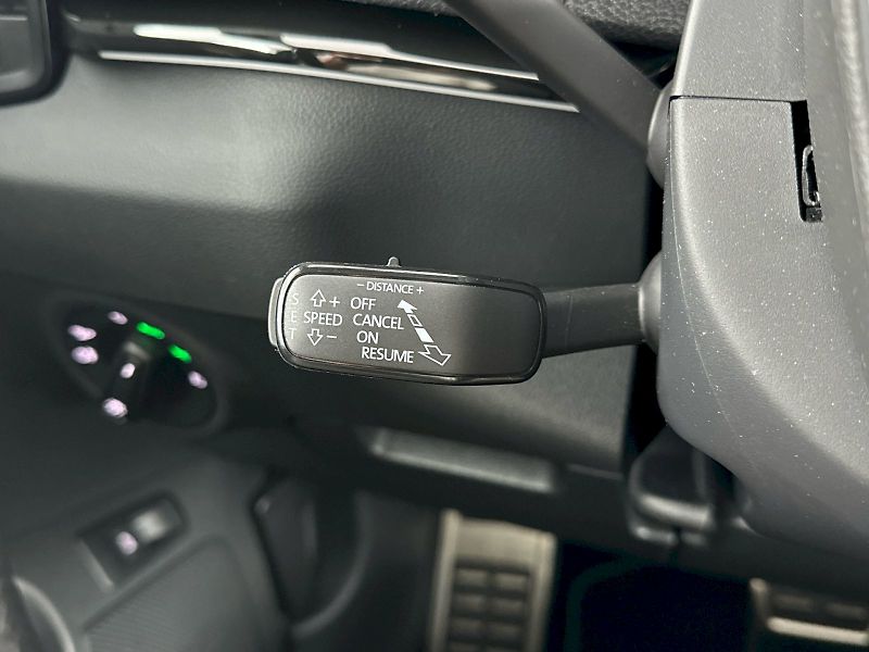 Škoda Karoq (2025) DSG 2.0TSI 140kW 4x4 SportLine - fotka 27 z 37