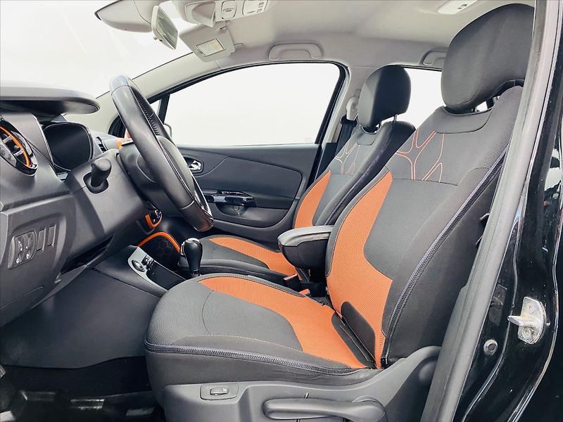 Renault Captur 1,5 dCi 66 kW Navi - fotka 5 z 24