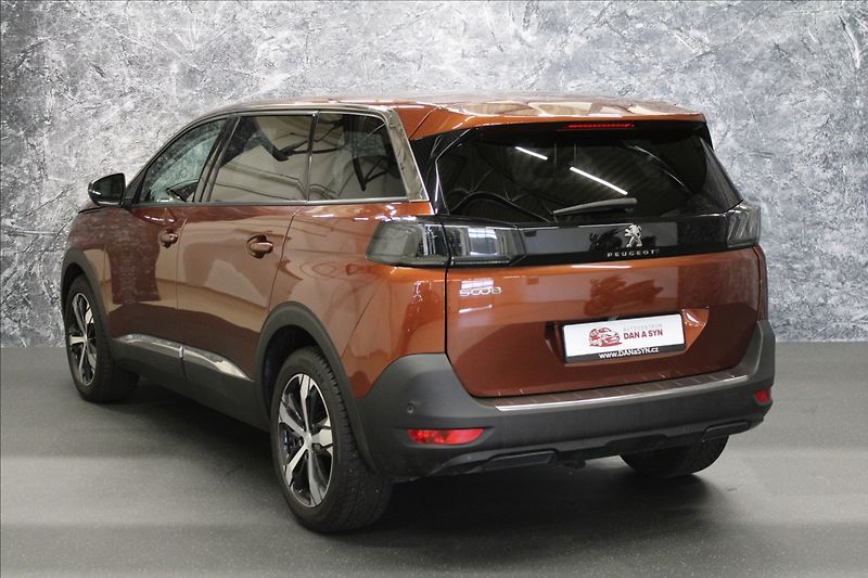 Peugeot 5008 1,5 HDi 1.majitel CZ 7 míst - fotka 4 z 35
