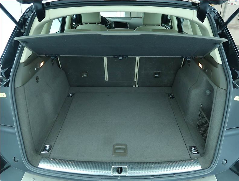 Audi Q5 (2016) 2.0 TDI, Automat, Serv.kniha - fotka 14 z 21
