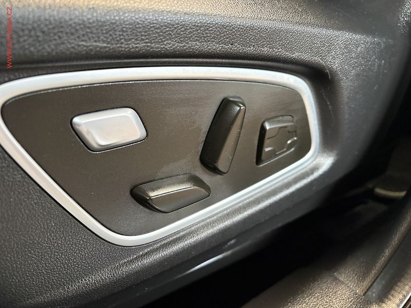 Renault Koleos (2020) 1.8 dCi, Initiale Paris, AT - fotka 13 z 19
