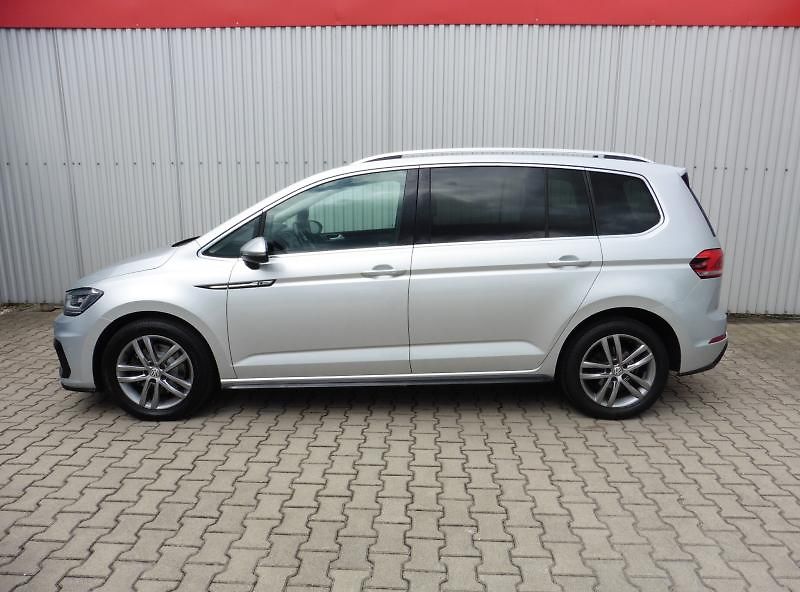 Volkswagen Touran 1,4 TSI R-Line, Navi, 7.míst.. - fotka 5 z 23