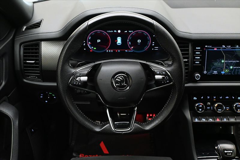 Škoda Kodiaq 2,0 TDI 147KW DSG 4x4 SportLIN - fotka 18 z 33