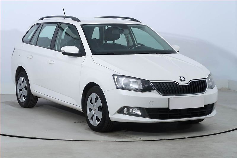 Škoda Fabia (2018) 1.4 TDI, Park. senzory - fotografie inzerátu