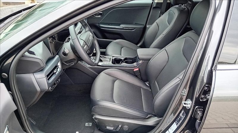 Kia K4 1,6 SW T-GDi 7DCT TOP - fotka 9 z 12