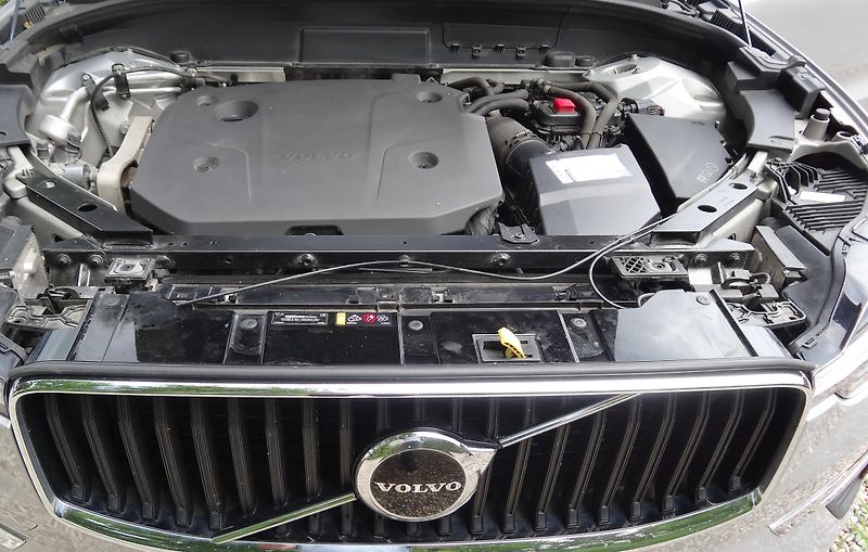 Volvo XC60  B4 Awd Taž.zař.Navi + - fotka 41 z 70