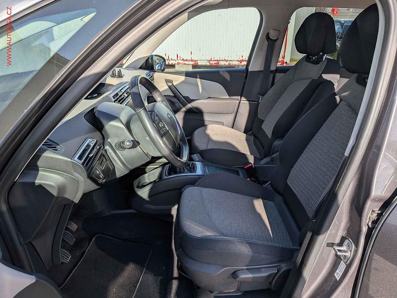 Citroën Grand C4 Picasso (2018) 1.6 HDi, 2.maj,ČR, AC, TZ - fotka 9 z 17