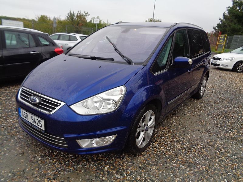 Ford Galaxy 2,0 TDCI - fotka 3 z 19