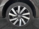 Volkswagen Sharan (2017) 2.0 TDI, 4X4, Automat - náhled 15