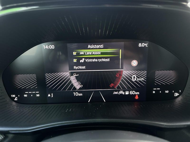 Škoda Fabia 1.0TSi Selection 95PS LED V.Co - fotka 18 z 37