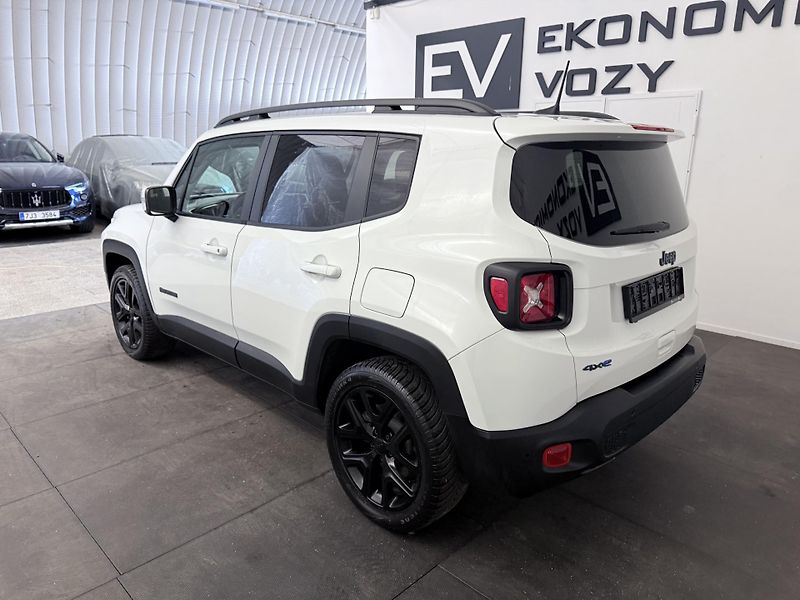 Jeep Renegade (2022) 1.3 T4 REZERVOVÁNO - fotka 5 z 43