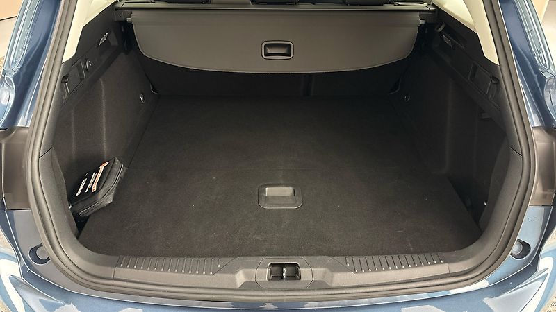 Ford Focus 1.5 Ecoblue AUT Titanium Kombi - fotka 17 z 26