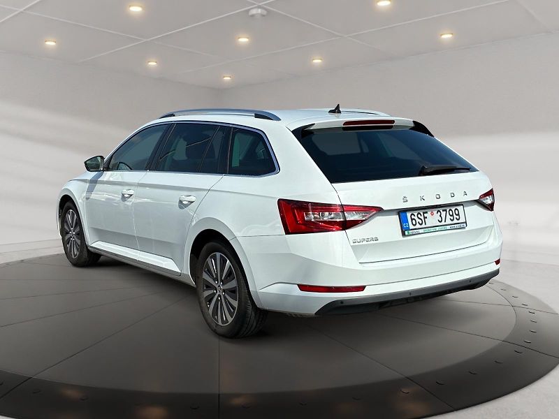 Škoda Superb (2023) STYLE 2.0TSI 140kW DSG CZ DPH - fotka 4 z 11