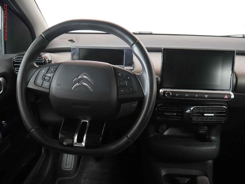 Citroën C4 Cactus (2018) 1.2 PT, 2.maj,ČR, servis - fotka 11 z 19